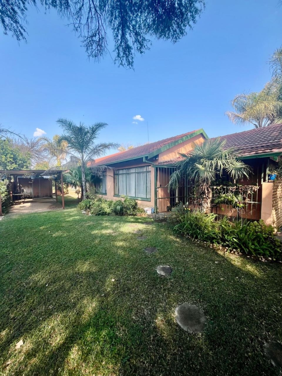 3 Bedroom Property for Sale in Wilkoppies North West